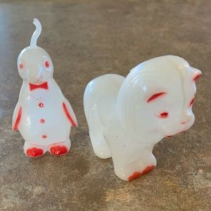 Vintage Rosbro Rosen Set Of Two Glow In The Dark Plastic Christmas Ornaments